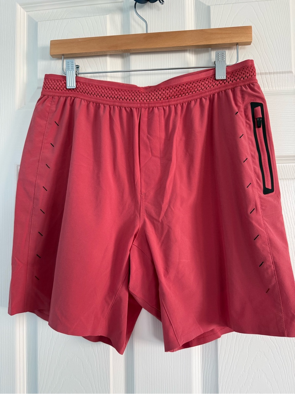 Ten Thousand Session Shorts 7” Lined Gravel Rose NEW Medium M